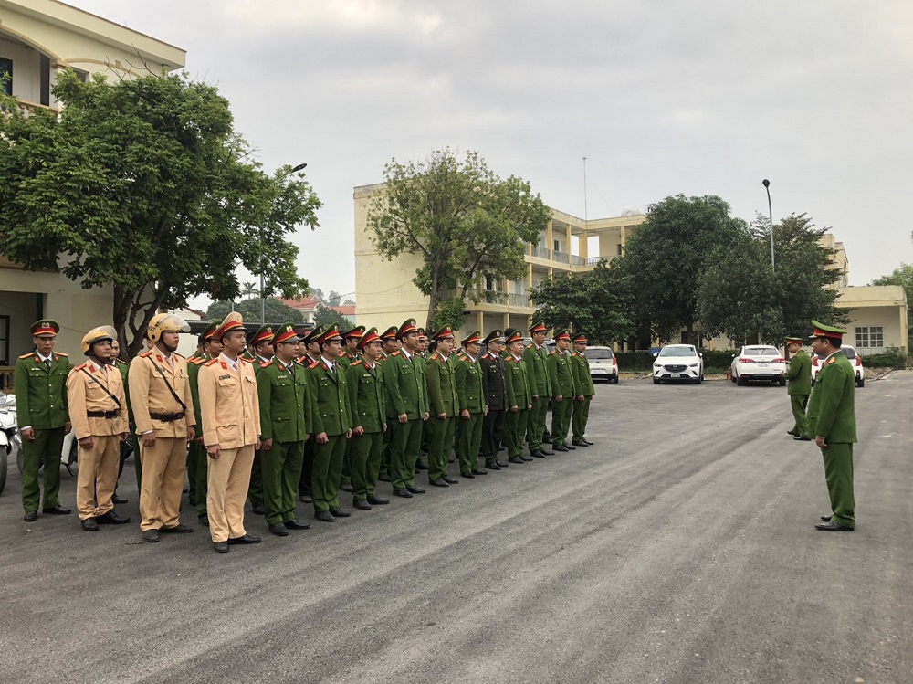 Công an huyện Ân Thi: Ra quân thực hiện đợt cao điểm tấn công trấn áp tội phạm