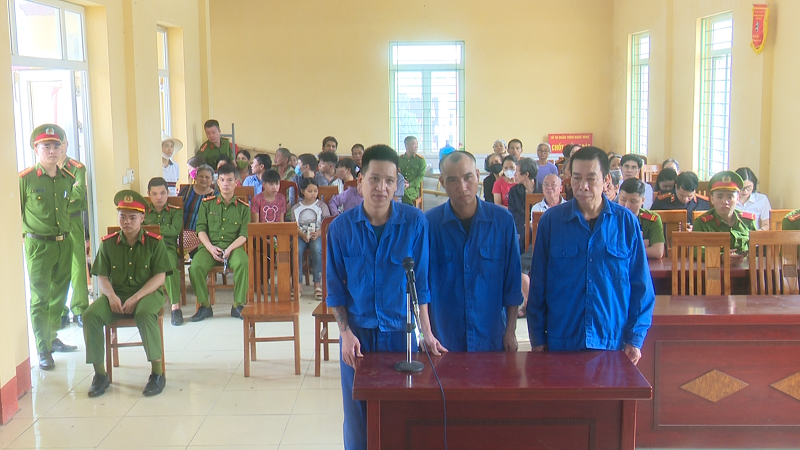 Tòa án nhân dân huyện Ân Thi xét xử 3 vụ án lưu động