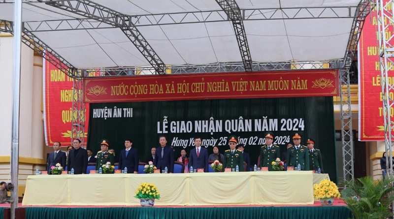  Huyện Ân Thi tổ chức Lễ giao nhận quân năm 2024
