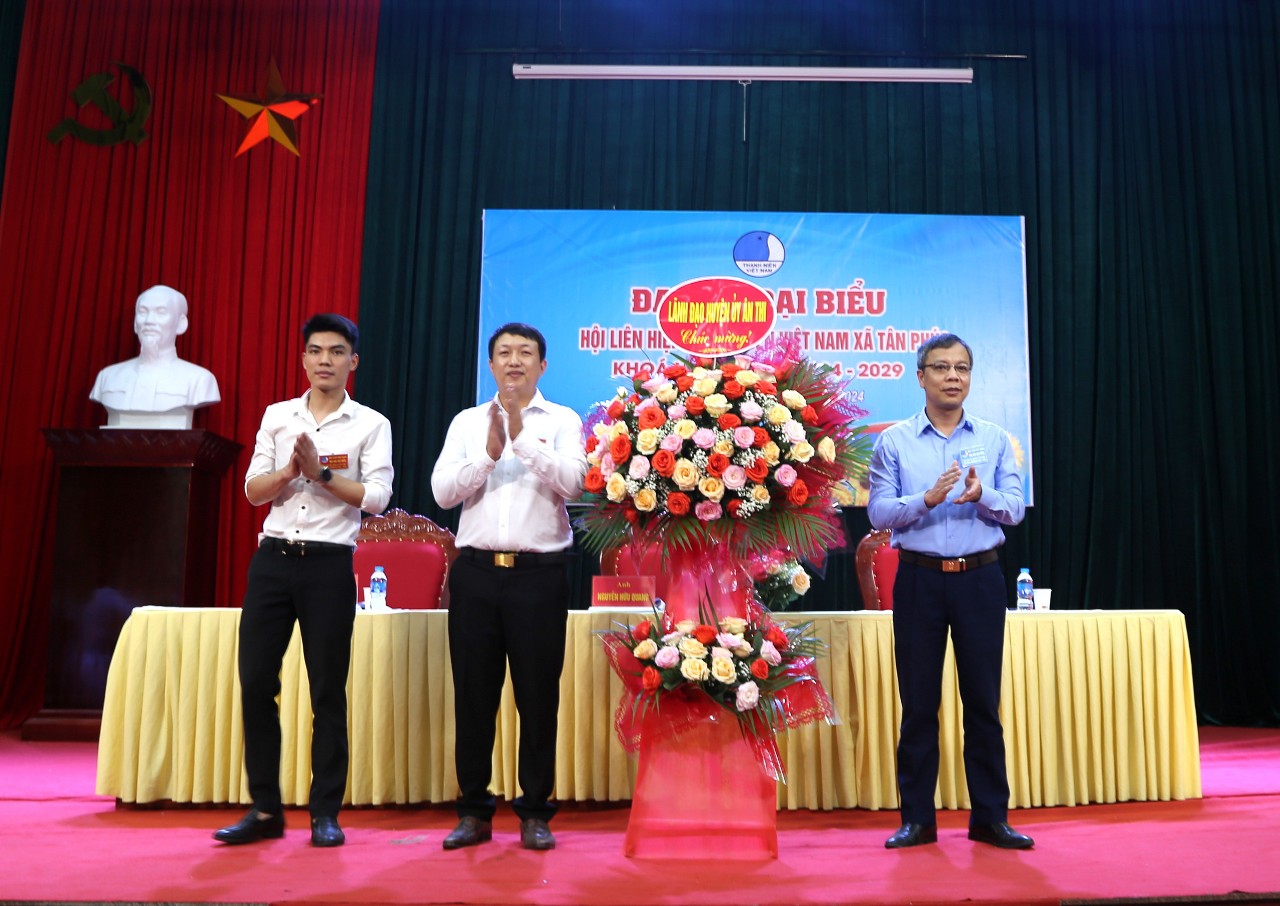    Đại hội Đại biểu Hội Liên hiệp thanh niên Việt Nam xã Tân Phúc