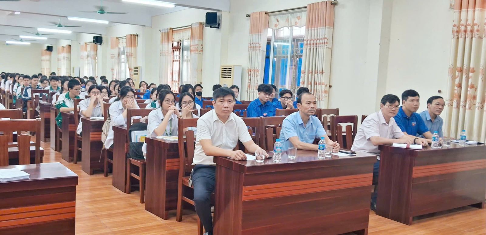 Trung tâm Chính trị huyện khai mạc lớp bồi dưỡng nhận thức về Đảng khoá 3 năm 2025
