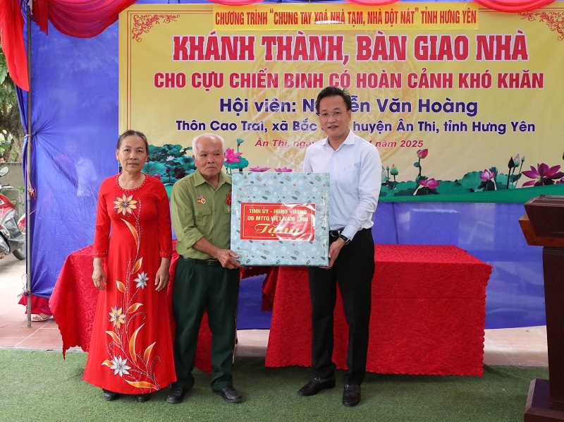 Hội CCB tỉnh khánh thành, bàn giao nhà cho Cựu chiến binh ở xã Bắc Sơn